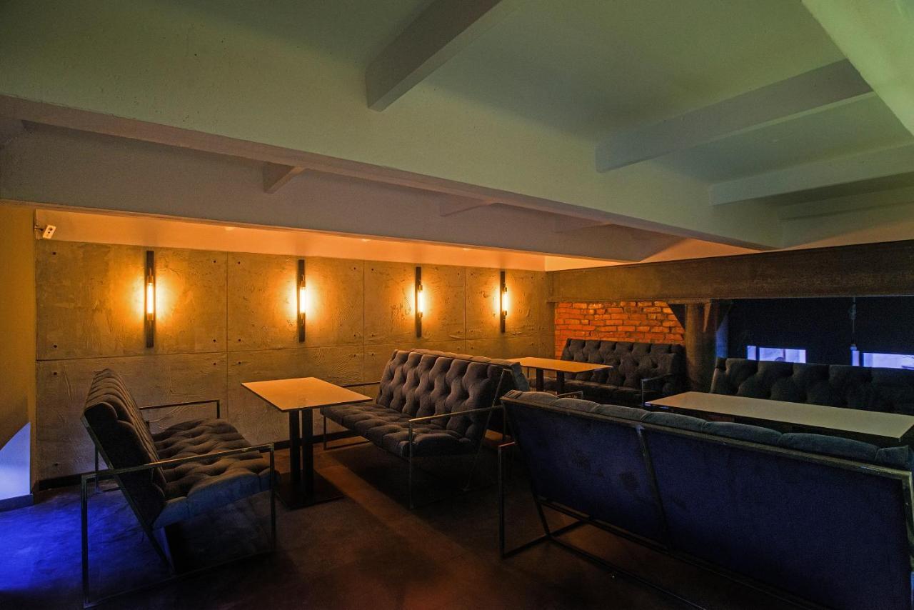 Si-Yo Hostel Oujhorod Extérieur photo