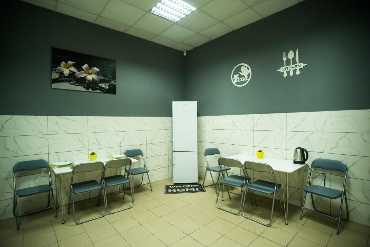 Si-Yo Hostel Oujhorod Extérieur photo
