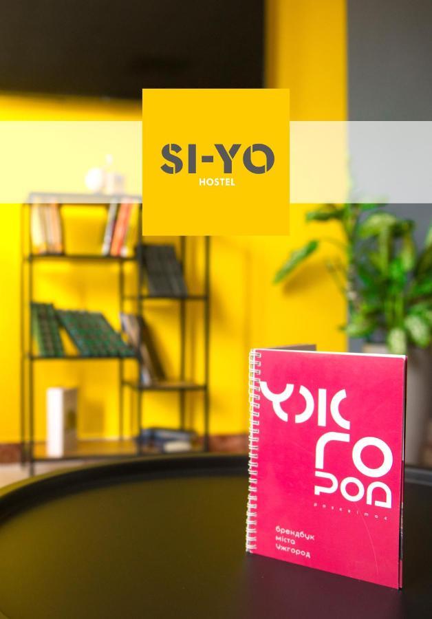Si-Yo Hostel Oujhorod Extérieur photo